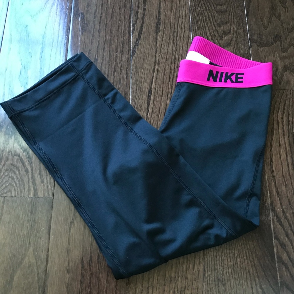 Black Nike Leggings